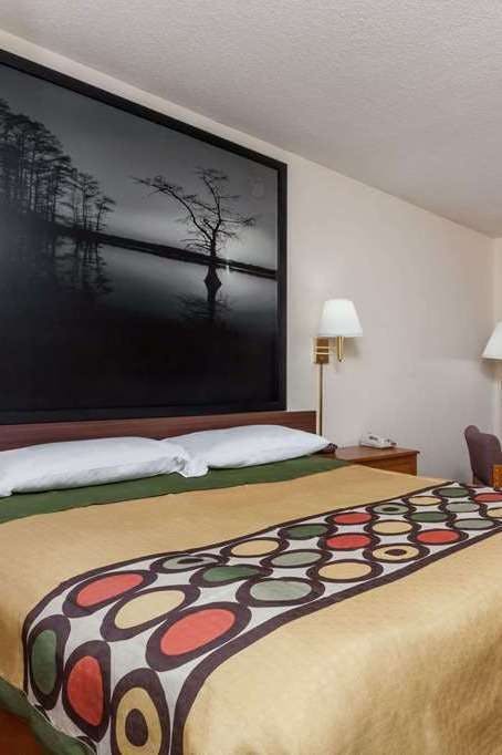 Hotel Super 8 by Wyndham Columbia SC / Ft. Jackson photo 1