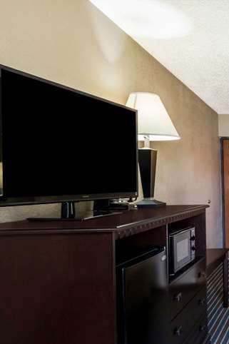 Hotel Super 8 by Wyndham Harrison AR photo 2