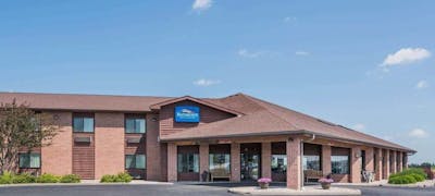 Baymont Inn Suites Marshfield