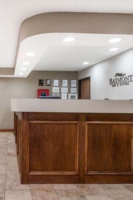 Hotel Baymont Inn Suites Marshfield photo 5