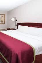 Hotel Baymont Michigan City photo 1