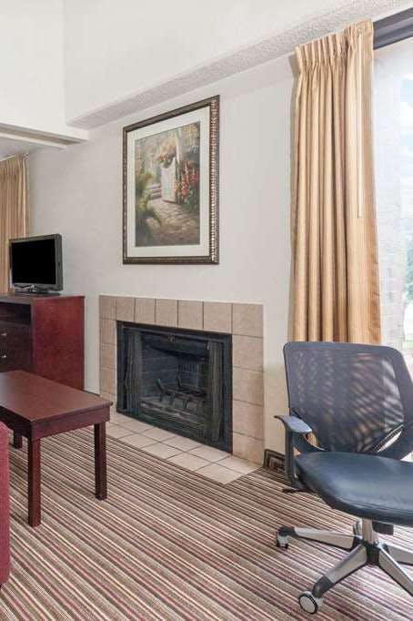 Hotel Hawthorn Extended Stay by Wyndham Richardson photo 2