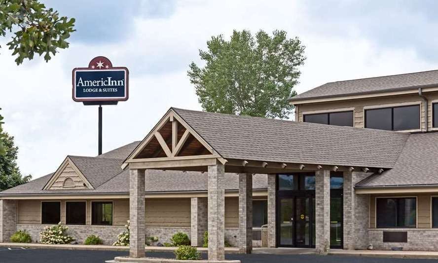 AmericInn by Wyndham Tomah