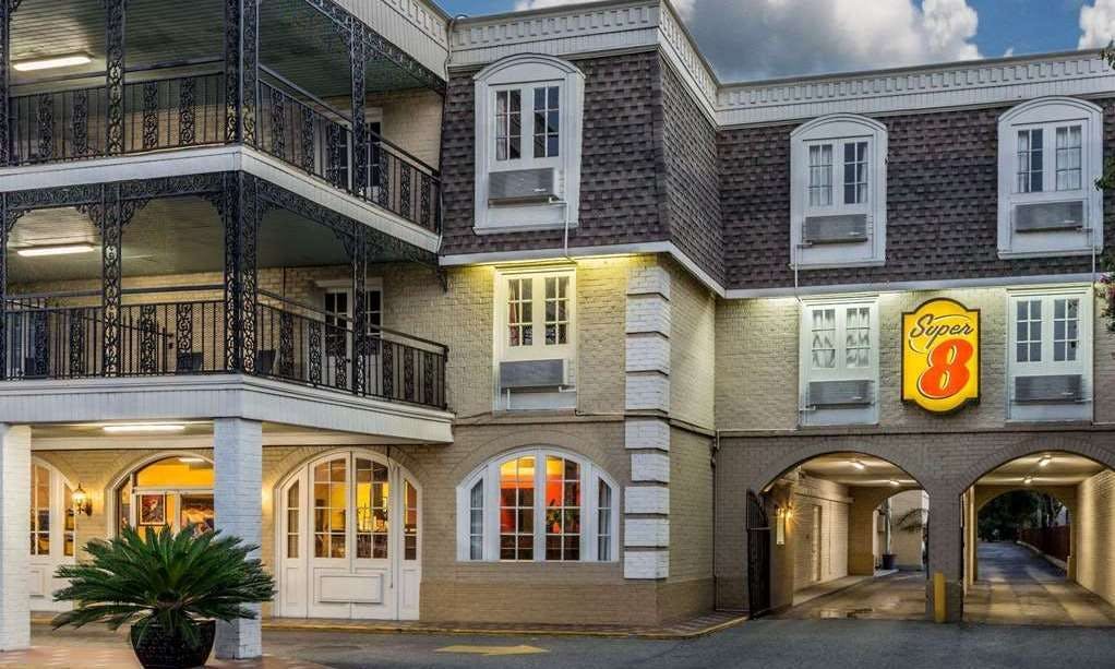 Super 8 by Wyndham New Orleans