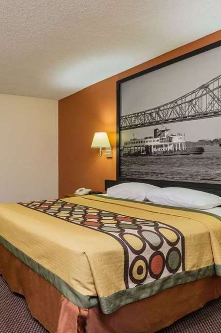 Hotel Super 8 by Wyndham New Orleans photo 2