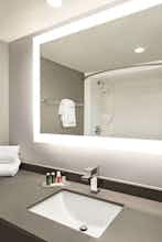 Hotel Ramada Cornwall photo 5