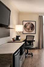 Hotel Ramada Cornwall photo 4