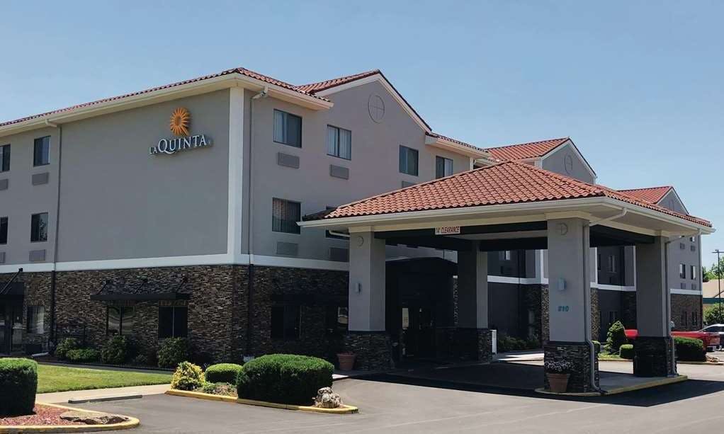 La Quinta Inn Ste Elizabethtwn