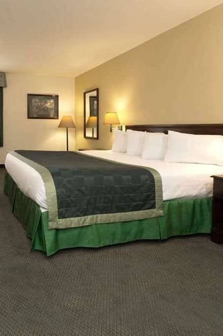 Hotel Baymont I S Mason photo 1