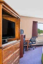 Hotel Baymont by Wyndham Enid photo 3