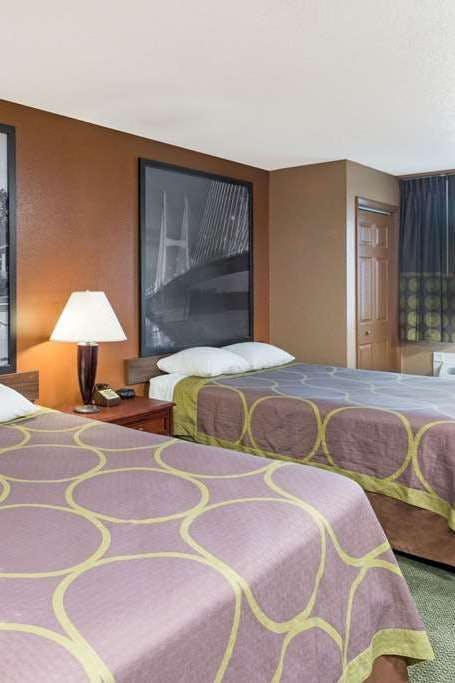 Hotel Super 8 by Wyndham Poplar Bluff Missouri photo 2