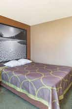 Hotel Super 8 by Wyndham Poplar Bluff Missouri photo 1