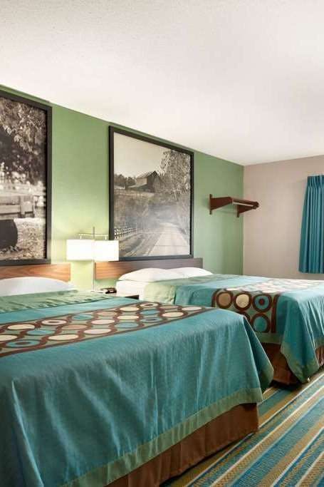 Hotel Super 8 by Wyndham Rantoul photo 2