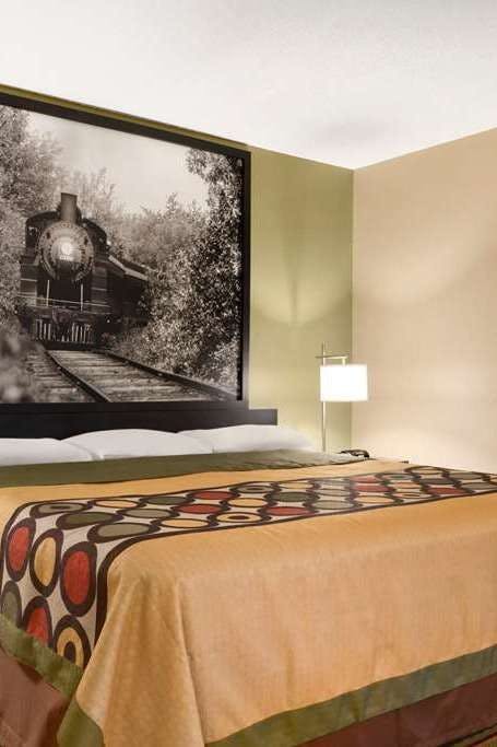 Hotel Super 8 by Wyndham Rantoul photo 1