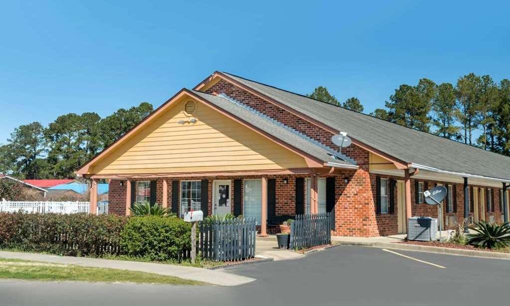 Travelodge by Wyndham Santee