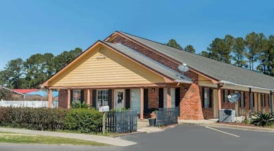 Travelodge by Wyndham Santee