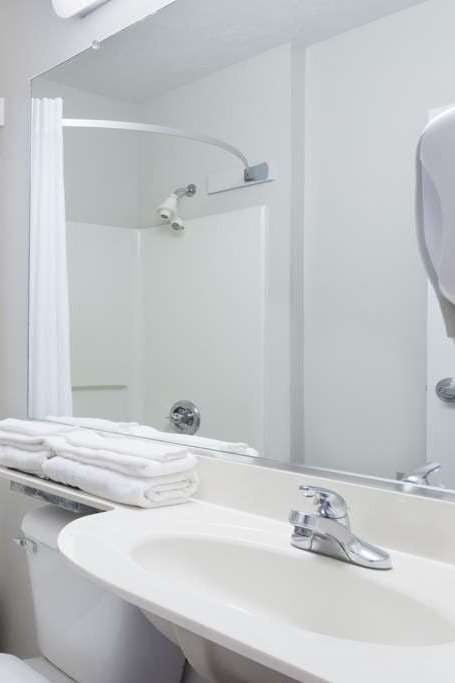 Hotel Microtel London photo 4