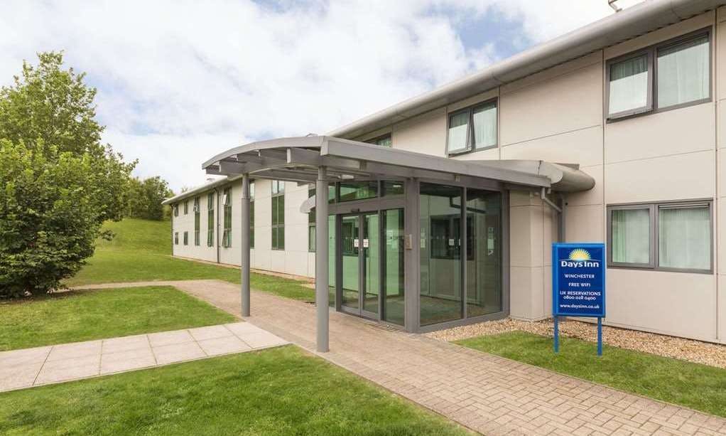 Days Inn by Wyndham Winchester M3