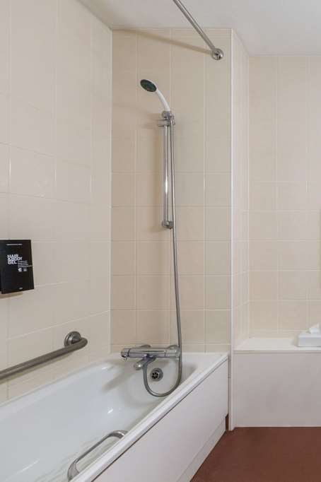 Hotel Days Inn by Wyndham Winchester M3 photo 4