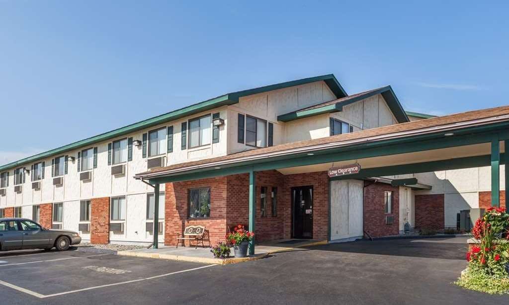 Super 8 by Wyndham Amsterdam