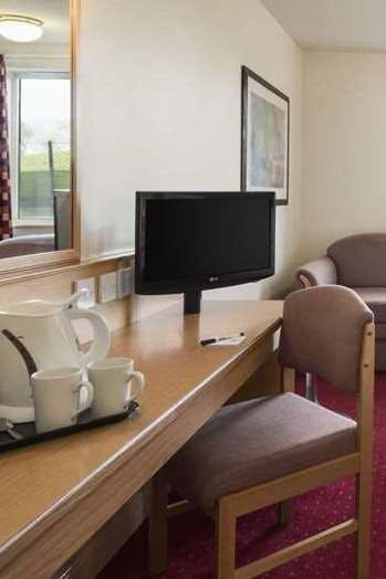 Hotel DI Tewkesbury Strensham photo 3