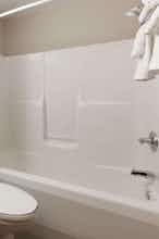Hotel Baymont I S Gaylord photo 5