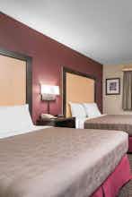 Hotel AmericInn by Wyndham Detroit Lakes photo 3