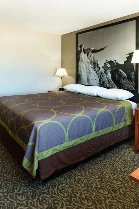 Hotel Super 8 by Wyndham Clayton photo 1