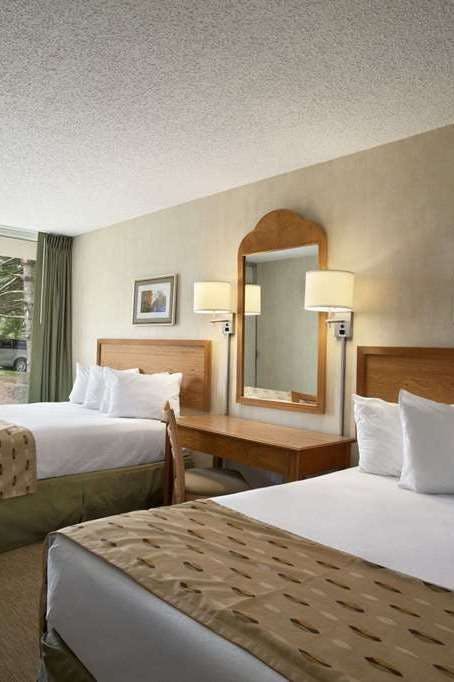 Hotel Days Inn by Wyndham Frederick photo 2