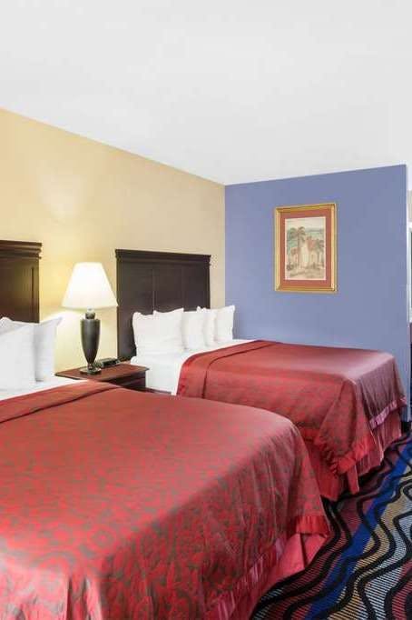 Hotel Days Inn by Wyndham Uvalde photo 2