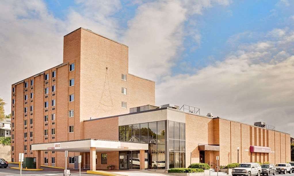 Ramada by Wyndham Marquette