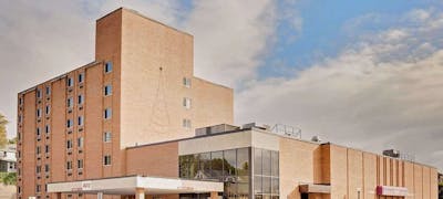 Ramada Marquette