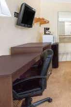 Hotel Super 8 by Wyndham Sumter photo 3