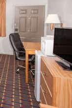 Hotel Days Inn by Wyndham Farmer City photo 3