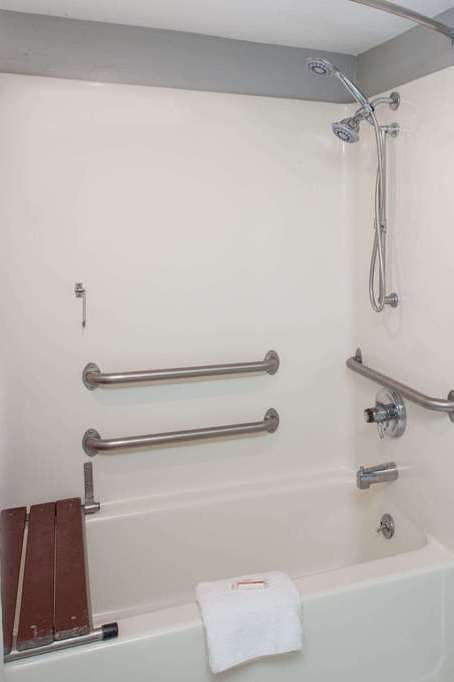 Hotel Days Inn by Wyndham Farmer City photo 4