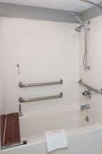 Hotel Days Inn by Wyndham Farmer City photo 4