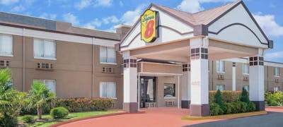 Super 8 Grand Prairie North