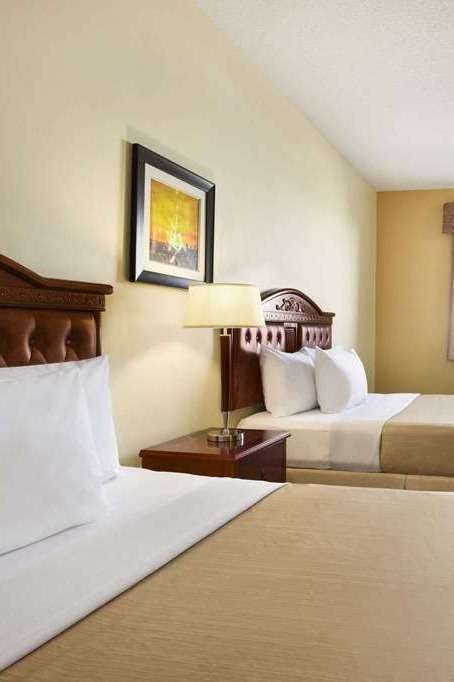 Hotel Days Inn Bonnyville photo 2
