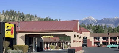 Super 8 Cnf Ctr NAU/Dwntwn