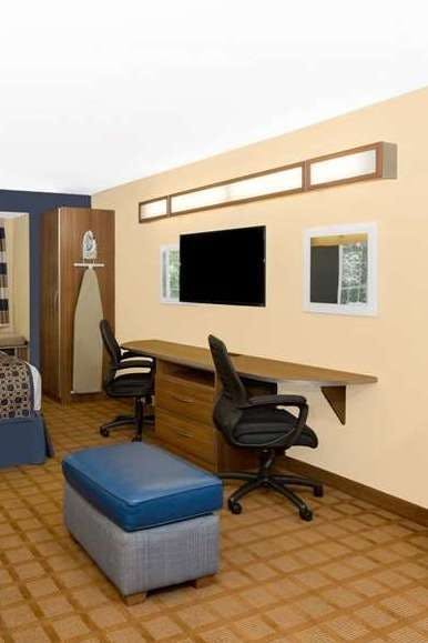 Hotel Microtel Kearney photo 5