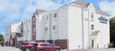 Microtel Kearney