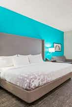 Hotel La Quinta Inn Ste Jamestown photo 1
