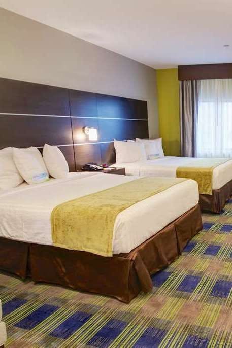 Hotel Days Inn & Suites by Wyndham Port Arthur photo 2