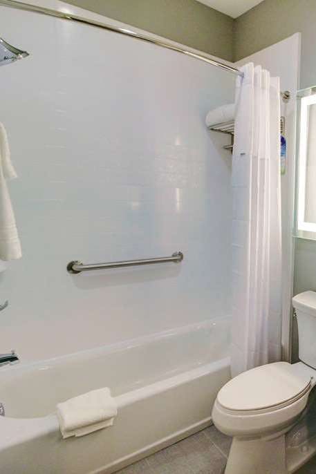 Hotel Days Inn & Suites by Wyndham Port Arthur photo 4