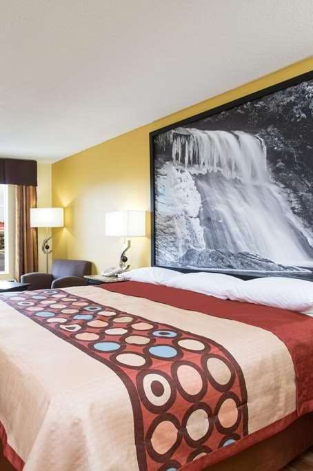 Hotel Super 8 by Wyndham Garner/Clayton/Raleigh photo 1