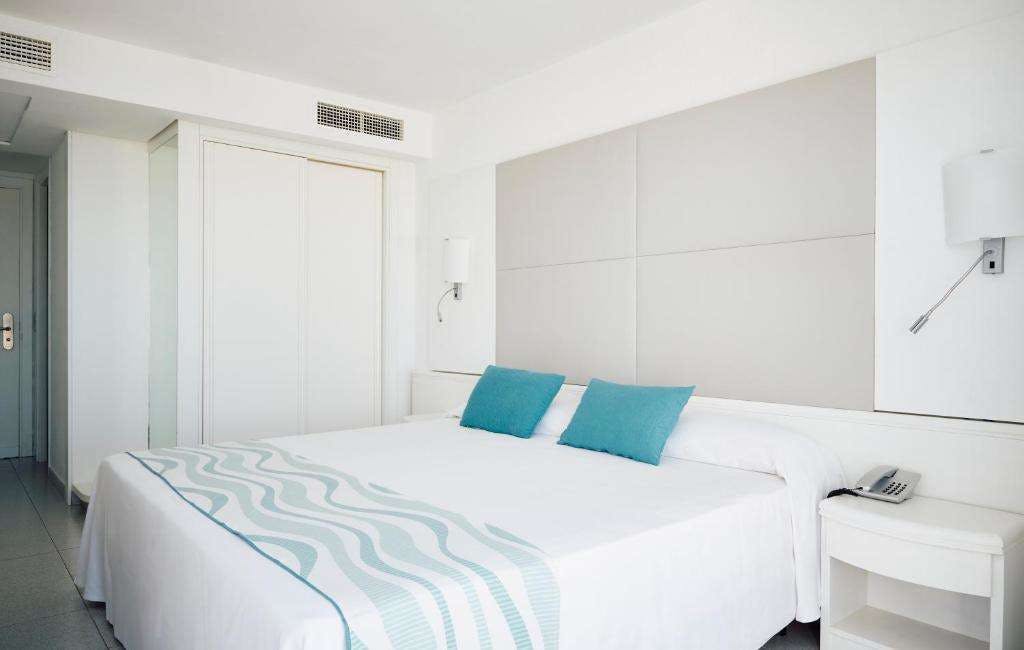 Hotel Insotel Hotel Formentera Playa photo 3