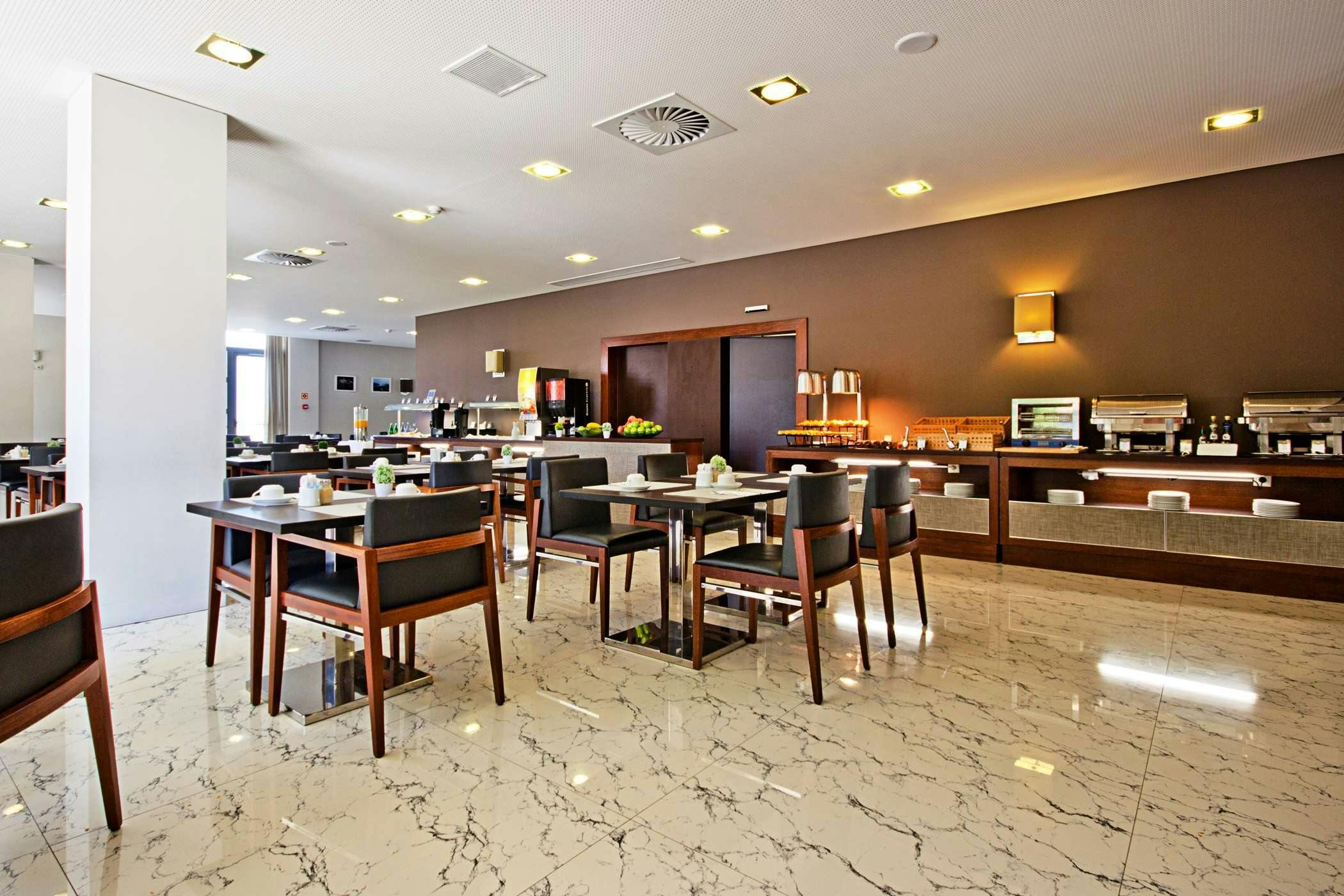 Hotel Eurostars Oporto photo 2