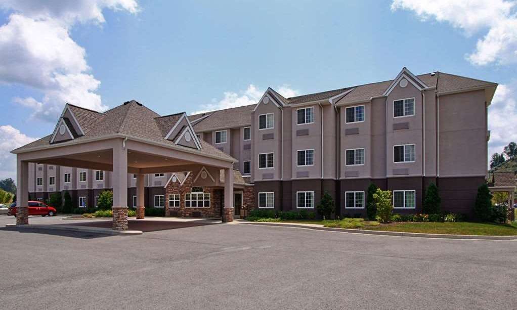 Microtel Inn & Suites by Wyndham Bridgeport