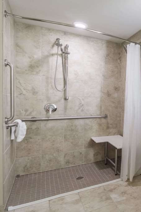 Hotel Hawthorn Suites Wheeling photo 5