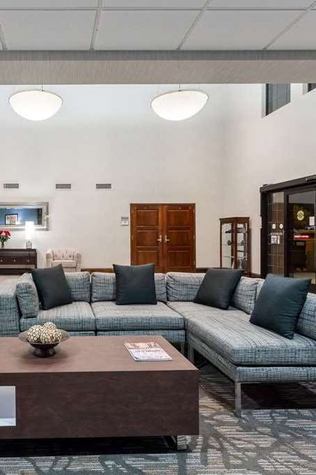 Hotel Wingate High Point/Greensboro photo 5